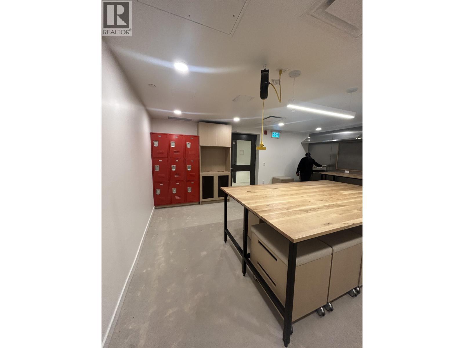 501 1504 Scott Crescent, Squamish, BC - Indoor Photo Showing Other Room