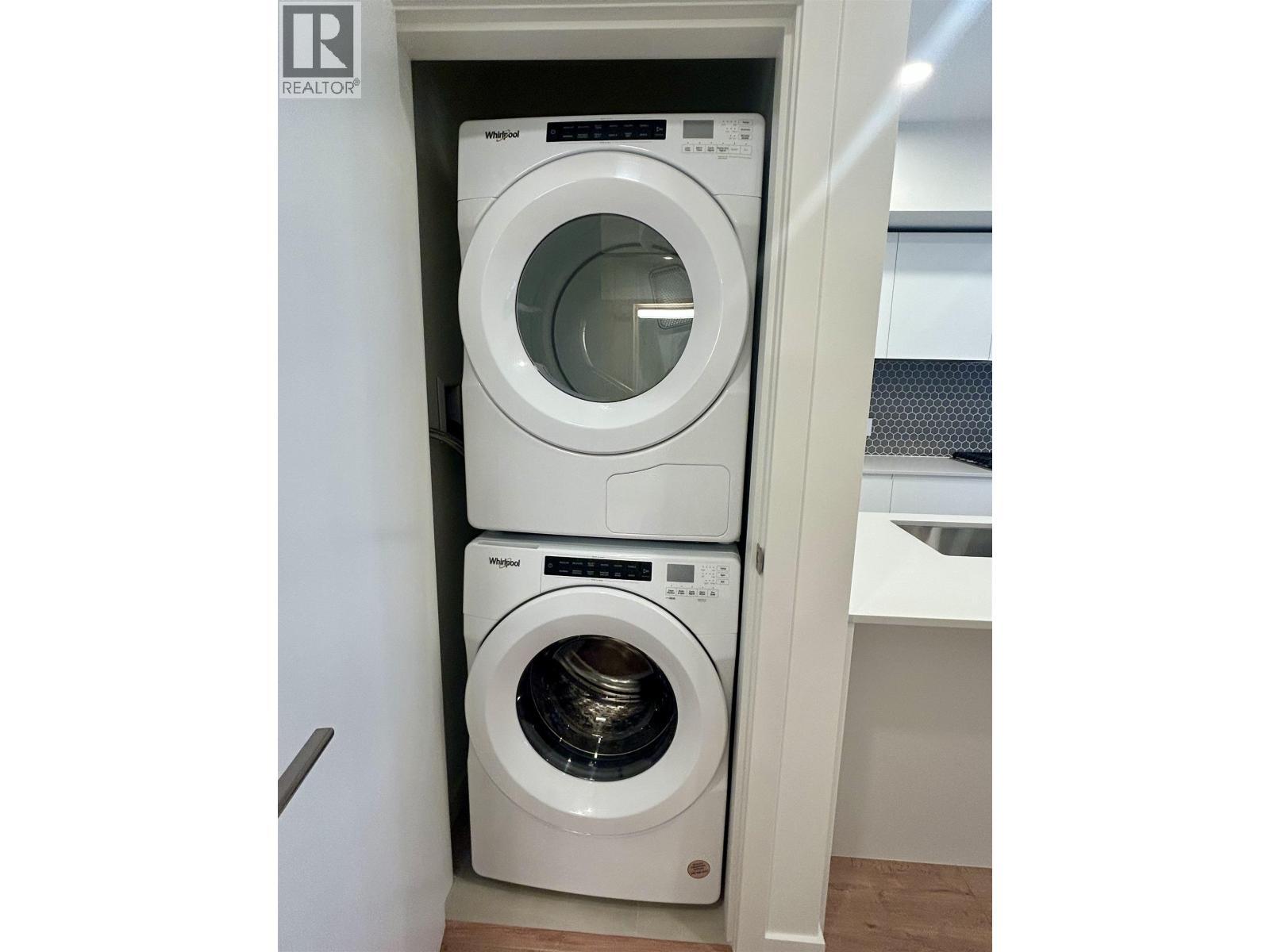 501 1504 Scott Crescent, Squamish, BC - Indoor Photo Showing Laundry Room