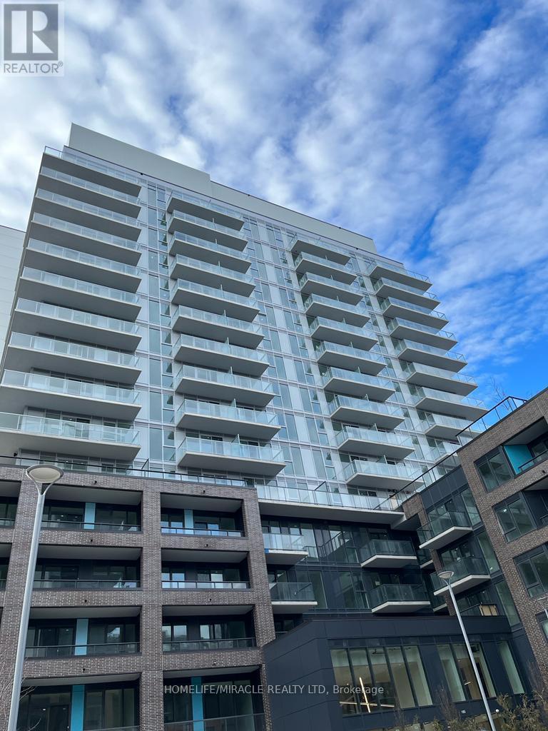 114 - 185 Deerfield Road, Newmarket, ON - Outdoor With Balcony With Facade