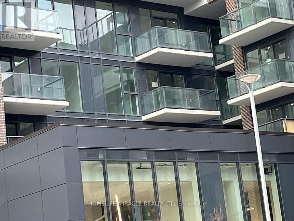 114 - 185 Deerfield Road, Newmarket, ON - Outdoor With Balcony With Exterior