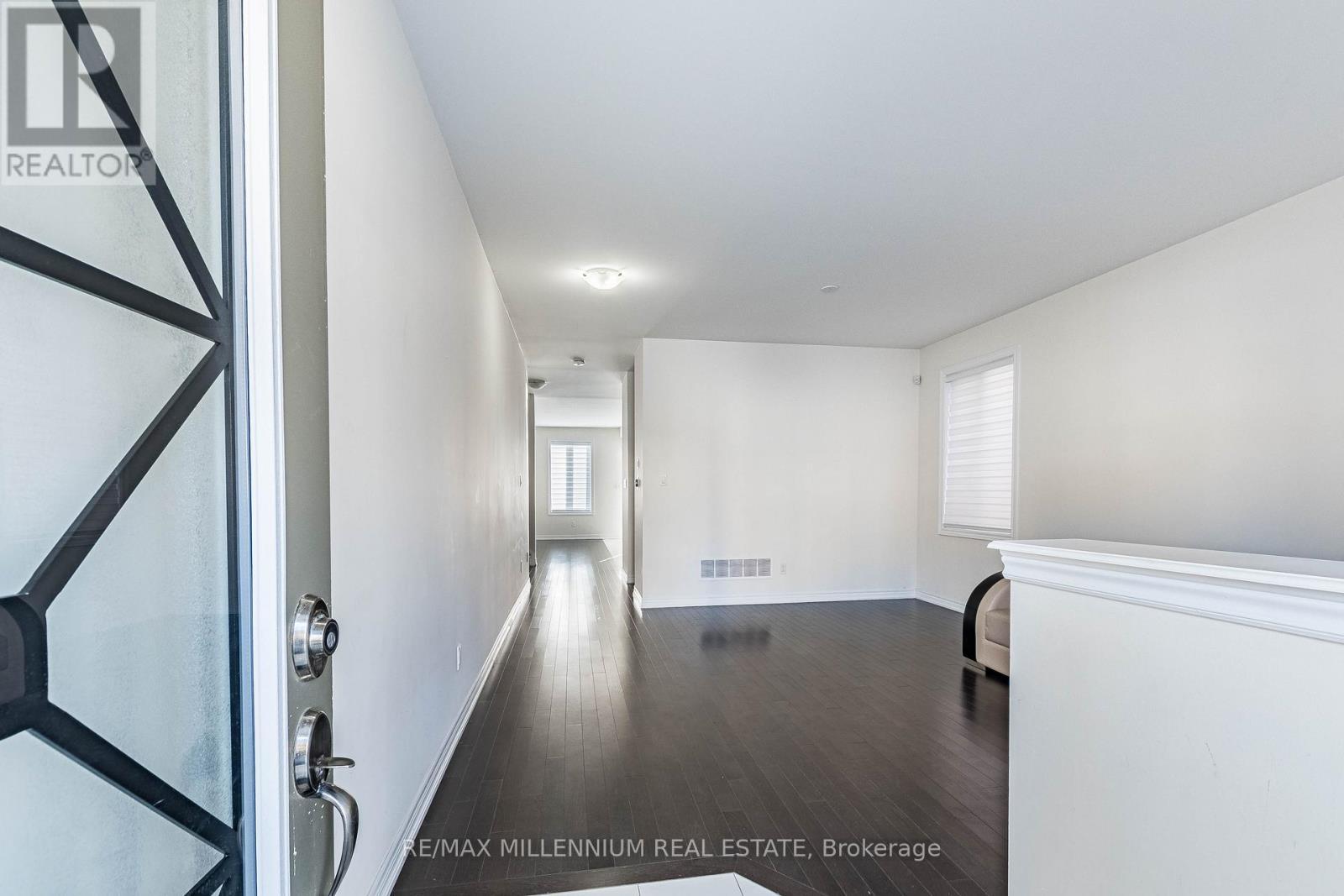 11 Spokanne Street, Brampton, ON - Indoor Photo Showing Other Room