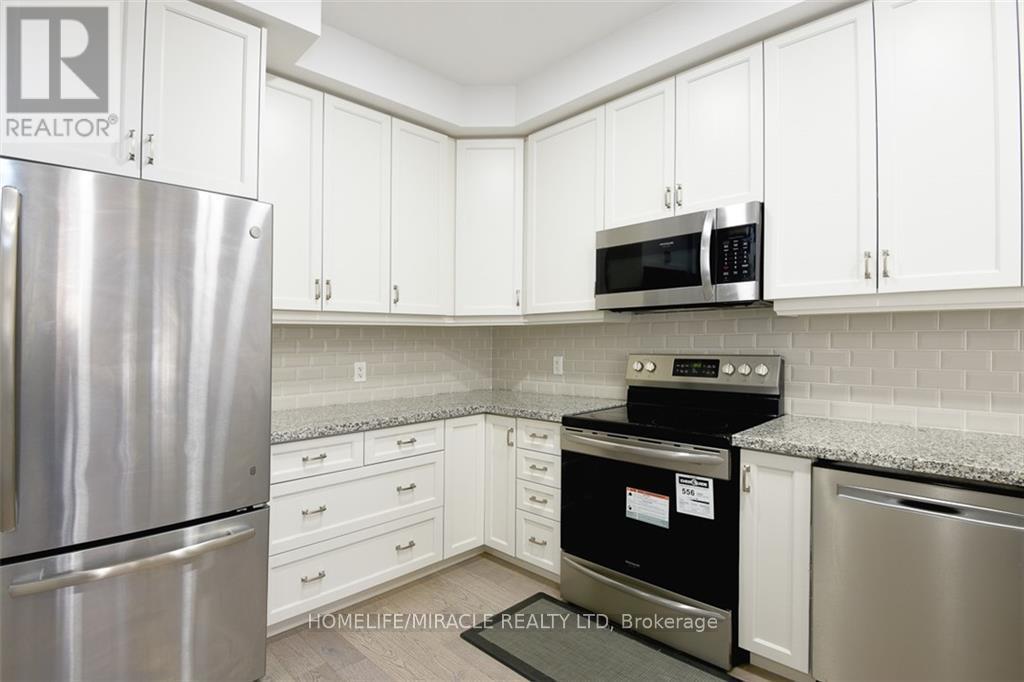 130 - 30 Times Square Boulevard, Hamilton, ON - Indoor Photo Showing Kitchen With Stainless Steel Kitchen