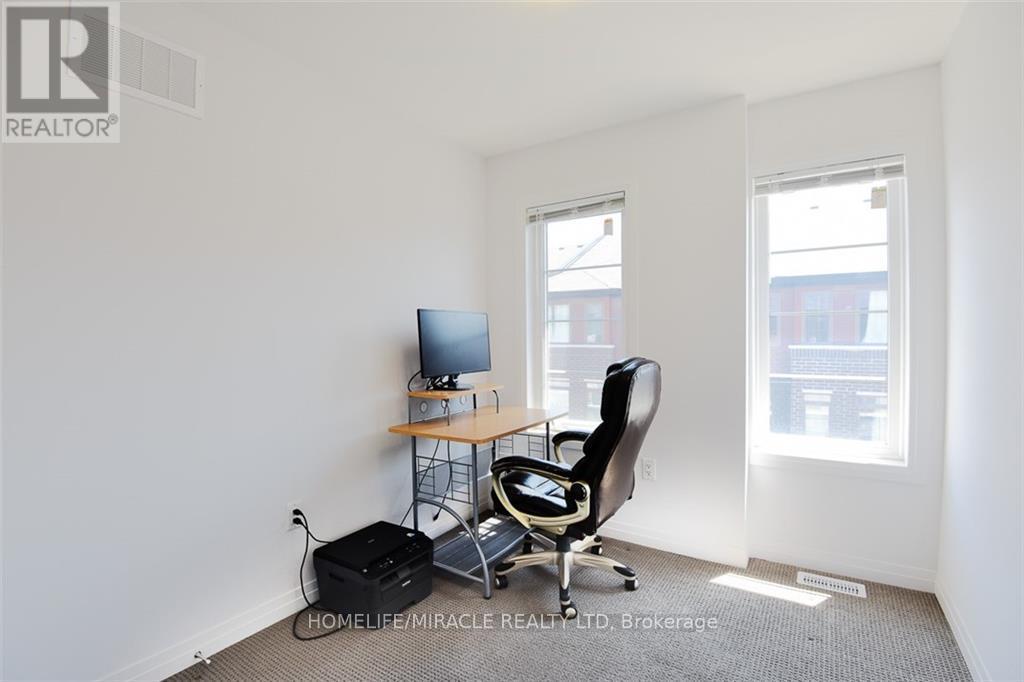 130 - 30 Times Square Boulevard, Hamilton, ON - Indoor Photo Showing Office