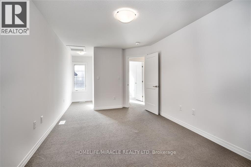 130 - 30 Times Square Boulevard, Hamilton, ON - Indoor Photo Showing Other Room