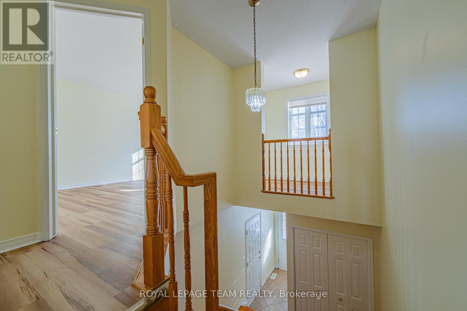184 Deercroft Avenue, Ottawa, ON - Indoor Photo Showing Other Room