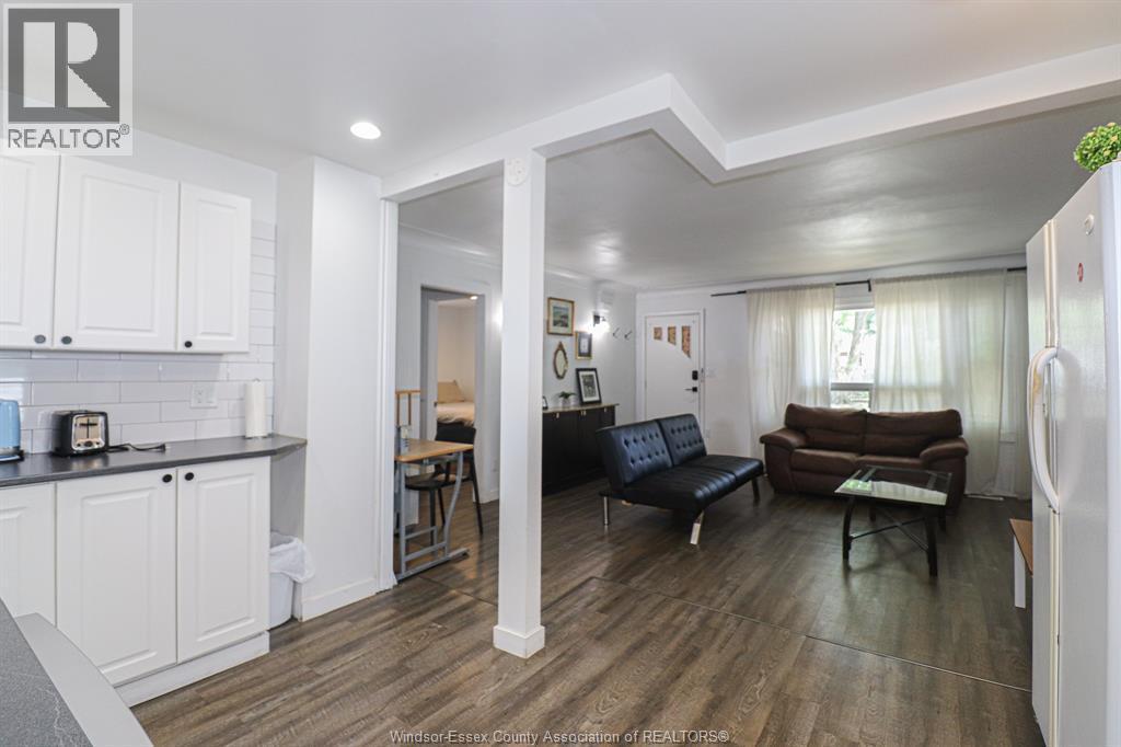 3504 Barrymore, Windsor, ON - Indoor