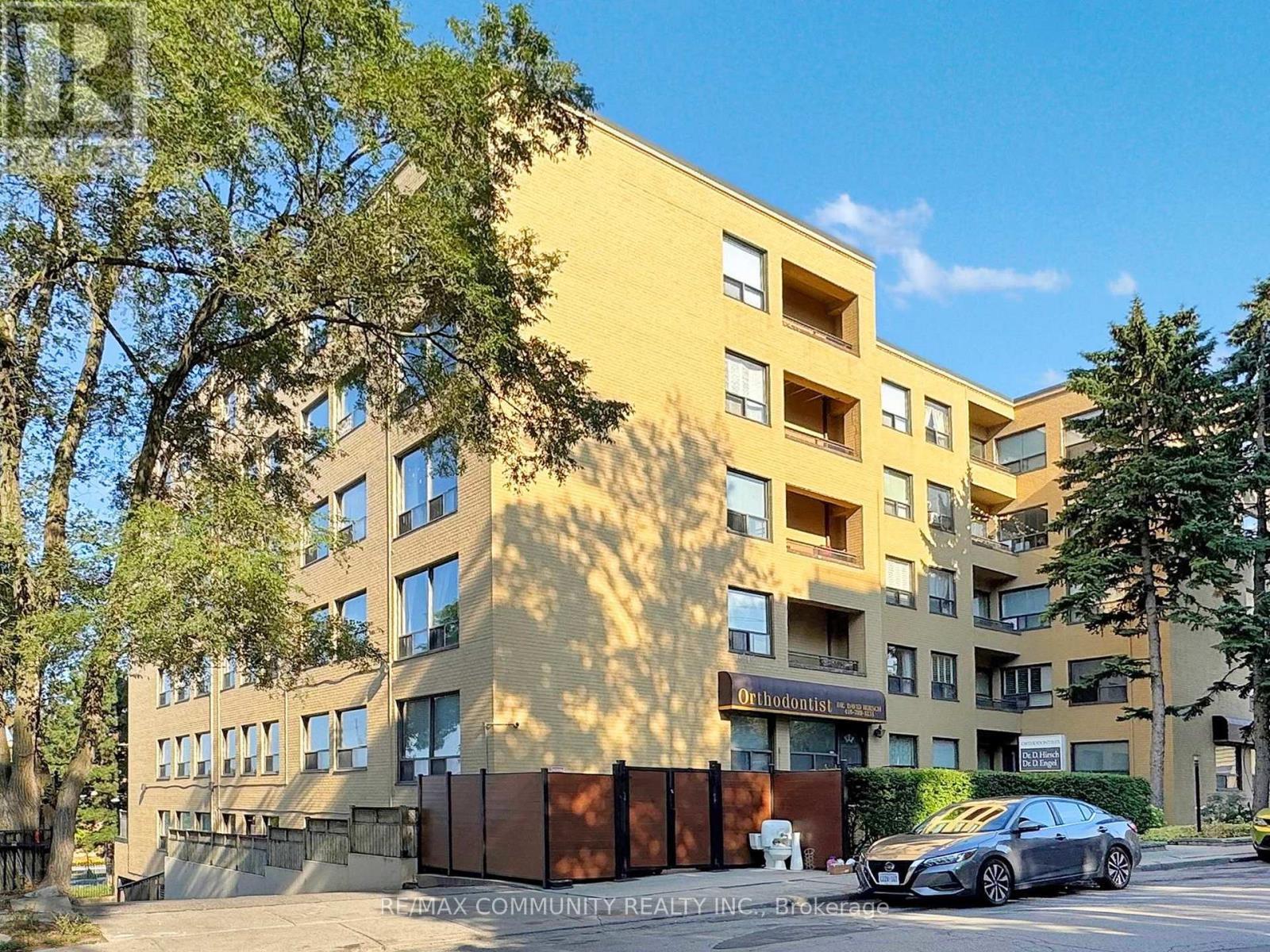 309 - 740 Eglinton Avenue W, Toronto, ON - Outdoor With Facade