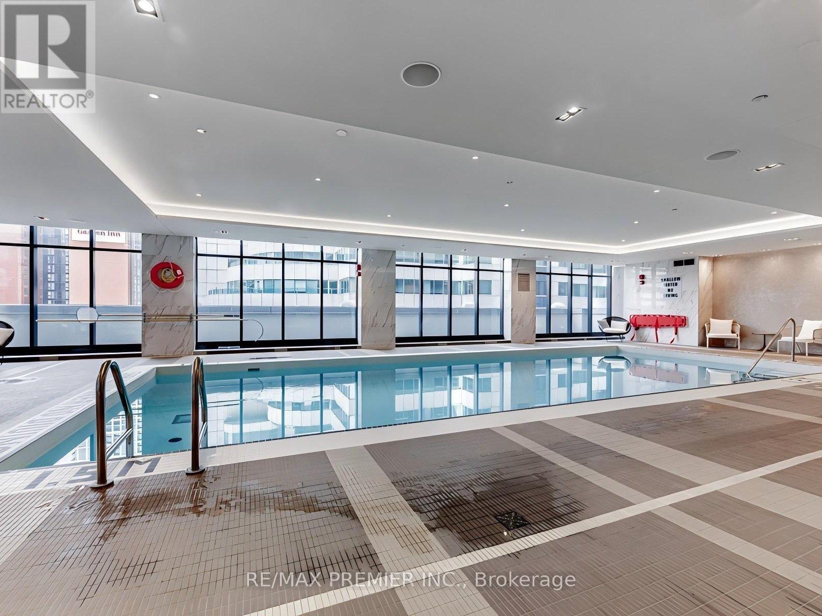 617 - 115 Blue Jays Way, Toronto, ON - Indoor Photo Showing Other Room With In Ground Pool