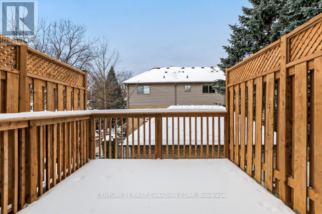 2 - 609 Colborne Street, London East (East F), ON - Outdoor With Deck Patio Veranda With Exterior