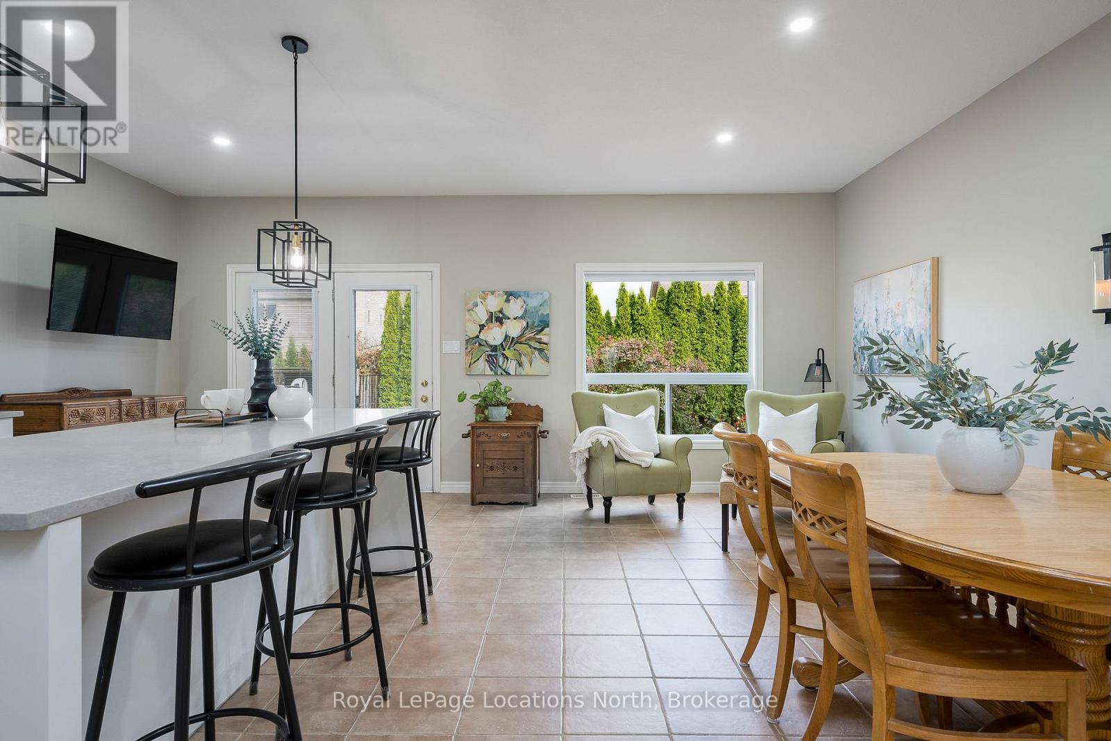 341 Holden Street, Collingwood, ON