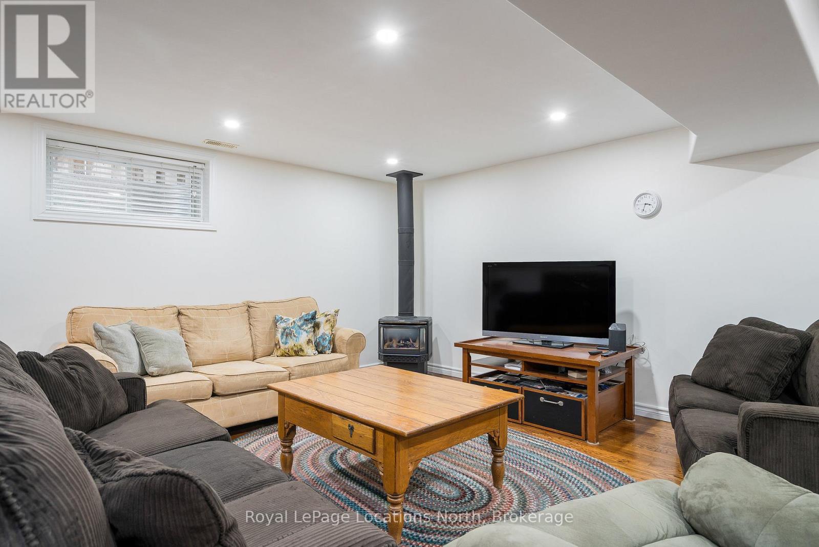 341 Holden Street, Collingwood, ON