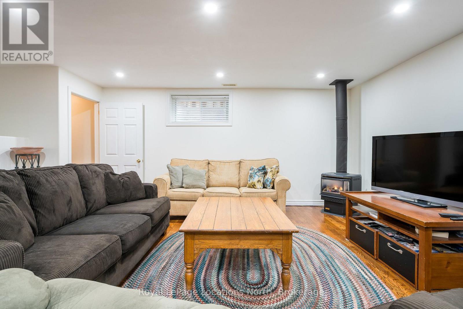 341 Holden Street, Collingwood, ON