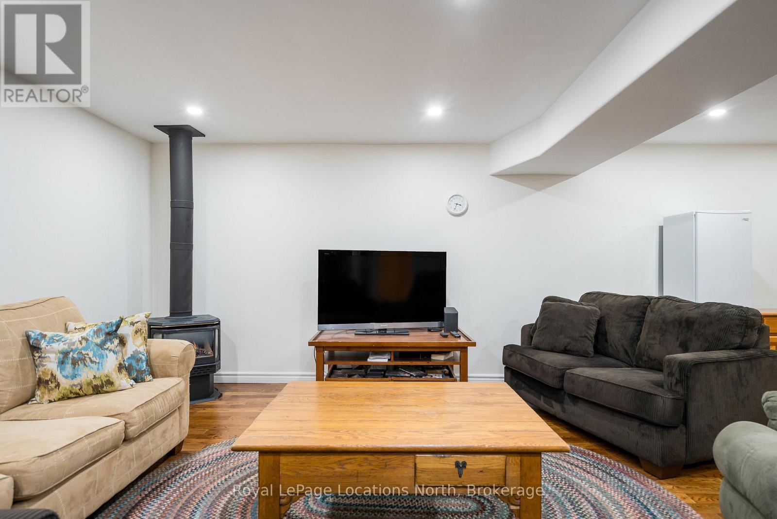 341 Holden Street, Collingwood, ON