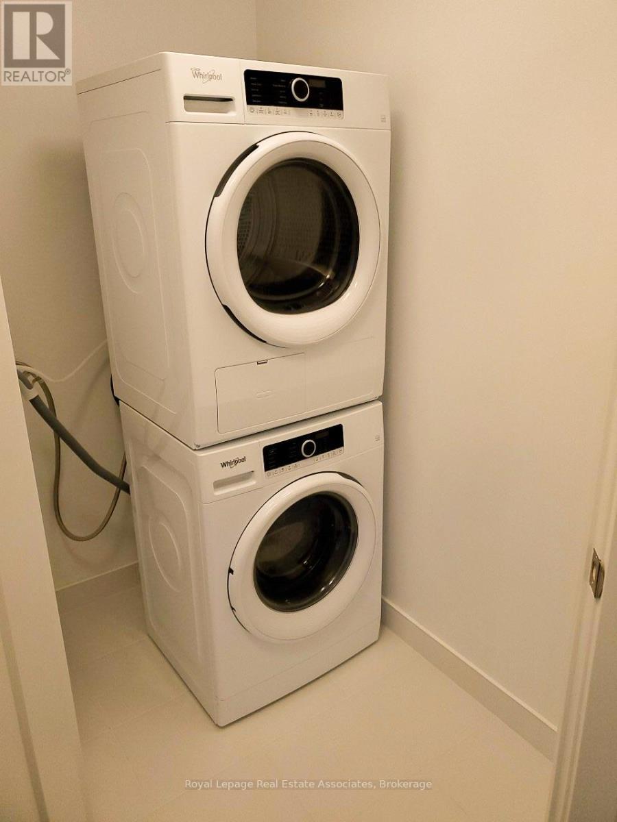 629 - 5 Mabelle Avenue, Toronto, ON - Indoor Photo Showing Laundry Room