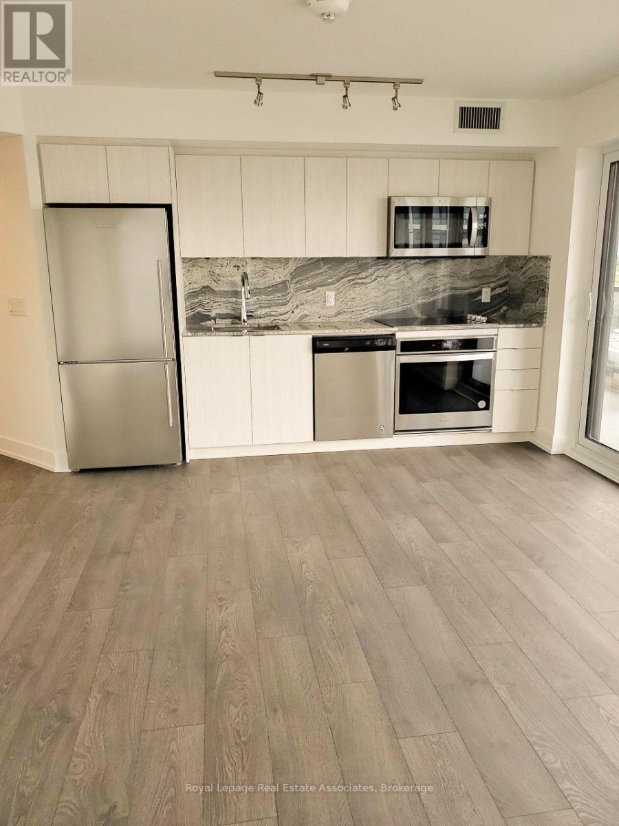 629 - 5 Mabelle Avenue, Toronto, ON - Indoor Photo Showing Kitchen With Stainless Steel Kitchen With Upgraded Kitchen