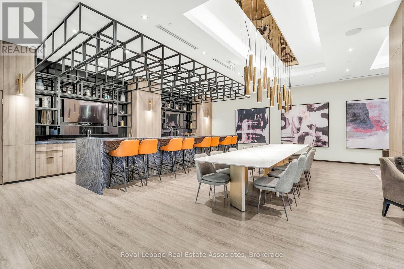 1405 - 7 Mabelle Avenue, Toronto, ON - Indoor Photo Showing Dining Room