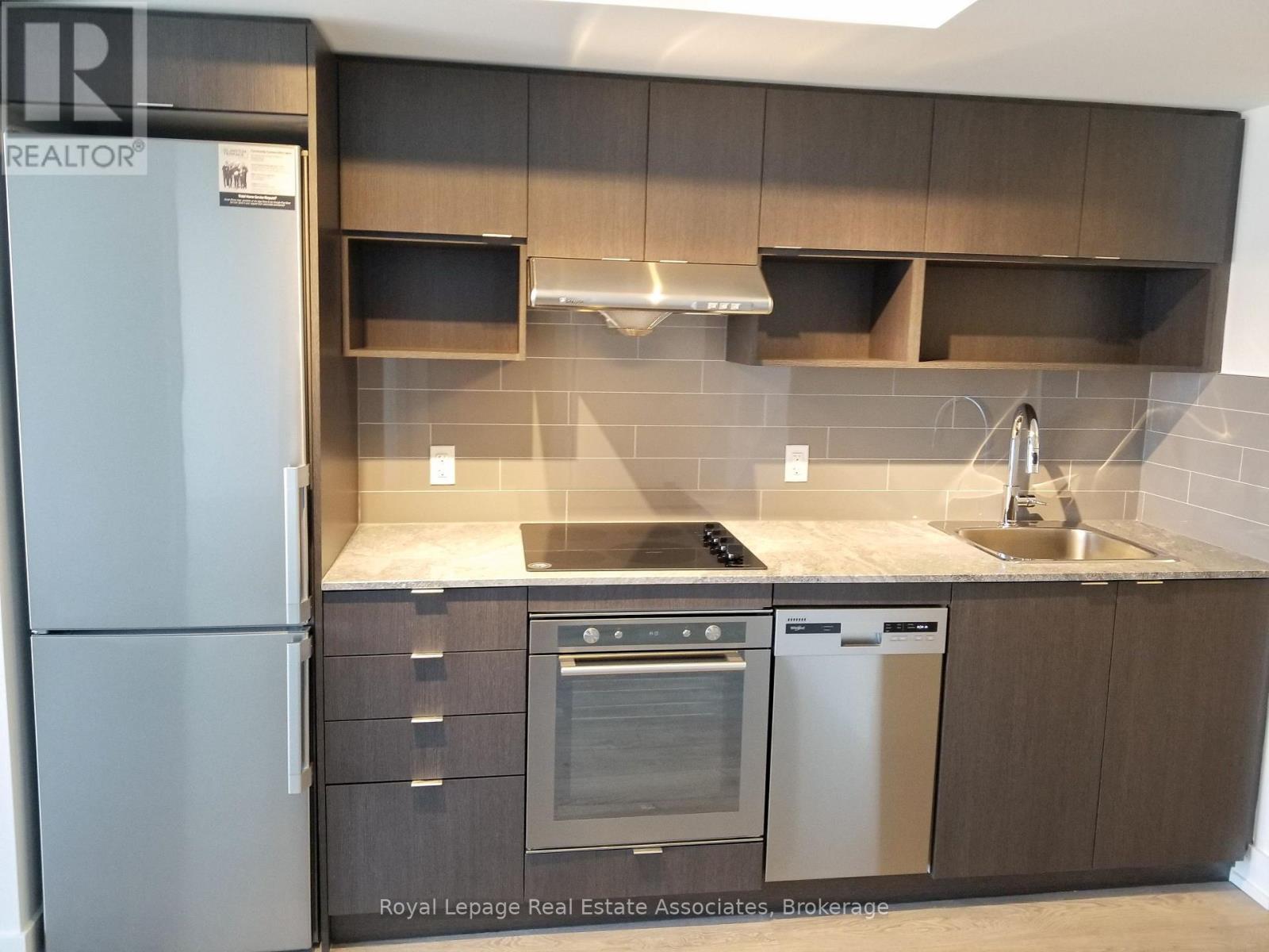 1405 - 7 Mabelle Avenue, Toronto, ON - Indoor Photo Showing Kitchen With Stainless Steel Kitchen