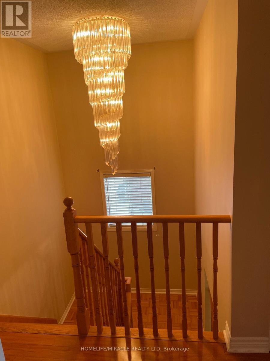 26 Penbridge Circle, Brampton, ON - Indoor Photo Showing Other Room