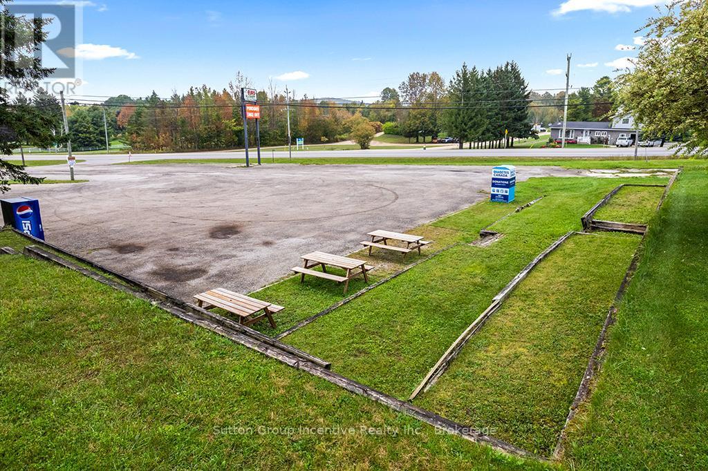 317080 6 & 10, Chatsworth, ON