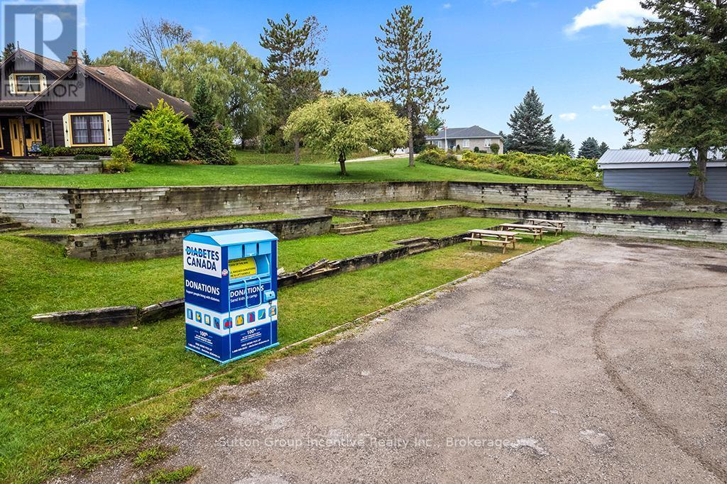 317080 6 & 10, Chatsworth, ON