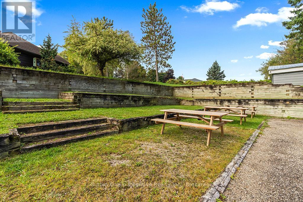 317080 6 & 10, Chatsworth, ON