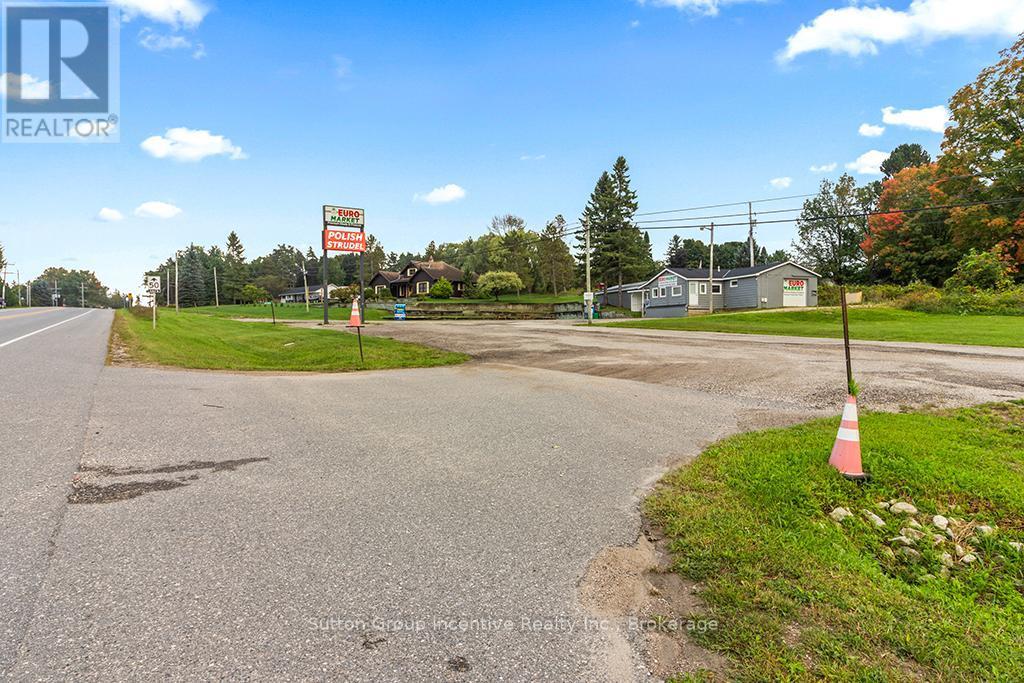 317080 6 & 10, Chatsworth, ON