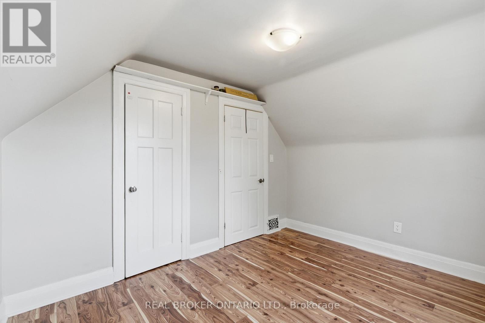 26 Bayfield Avenue, Hamilton, ON - Indoor Photo Showing Other Room