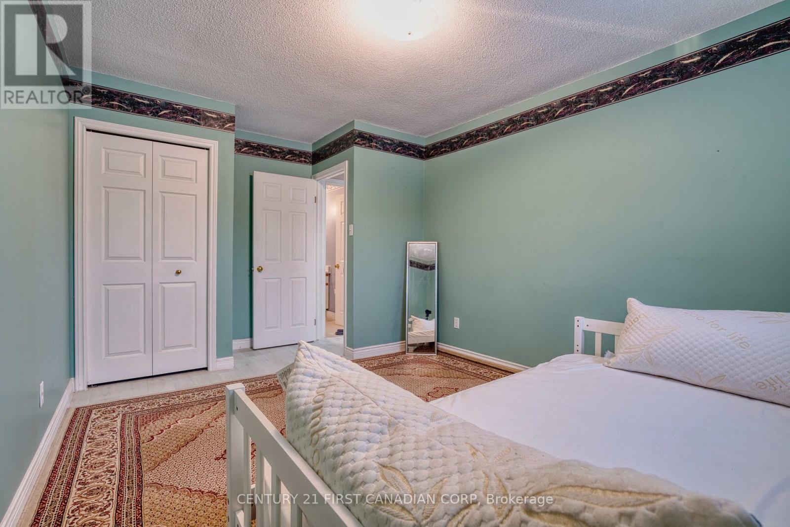 23 Josselyn Drive, London South (South X), ON - Indoor Photo Showing Bedroom