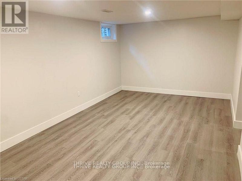 8 Homestead Crescent, London North (North F), ON - Indoor Photo Showing Other Room