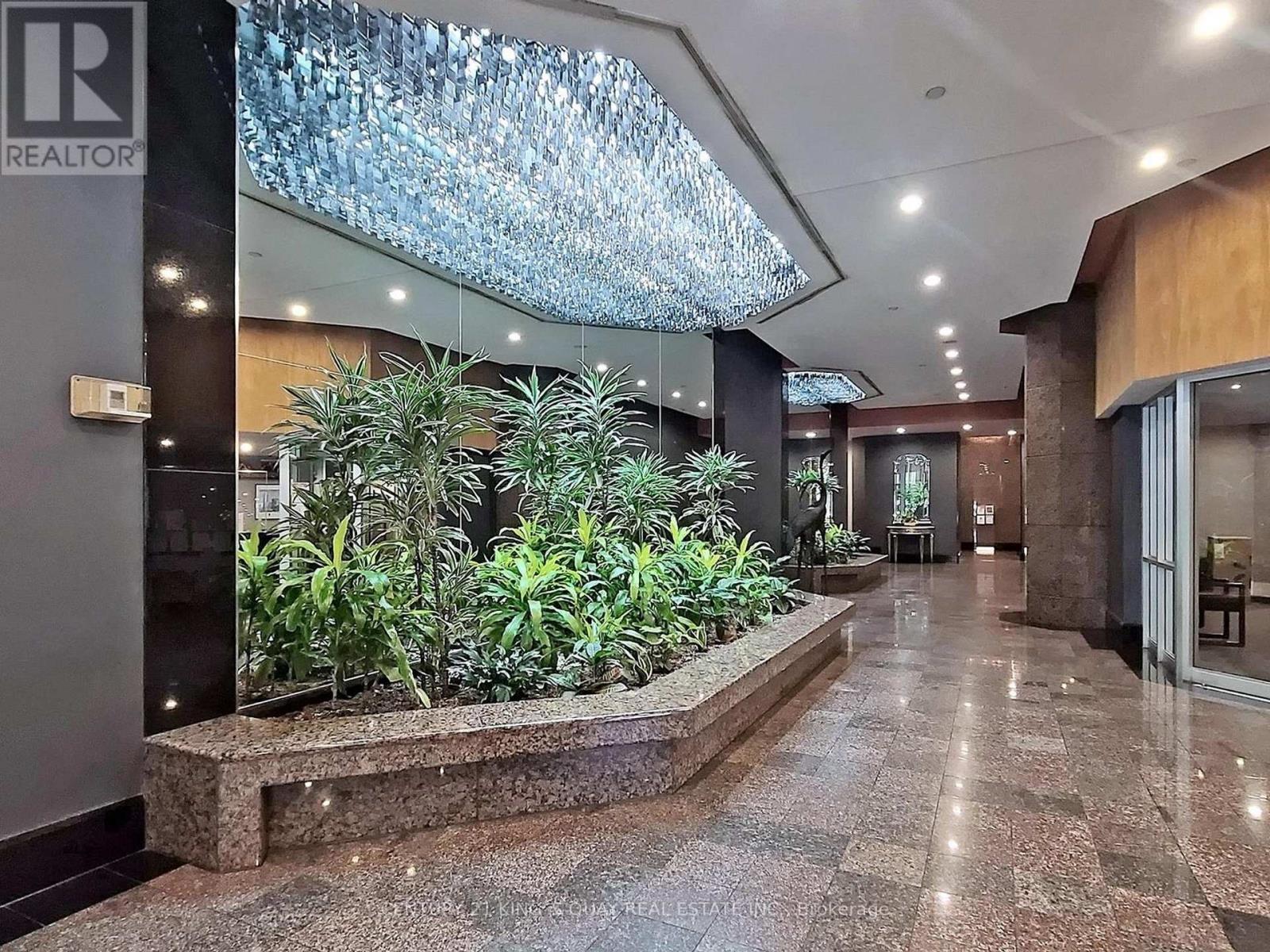 1900 - 38 Elm Street, Toronto, ON - Indoor Photo Showing Other Room