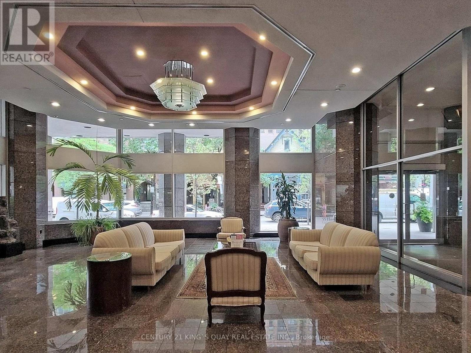 1900 - 38 Elm Street, Toronto, ON - Indoor Photo Showing Other Room