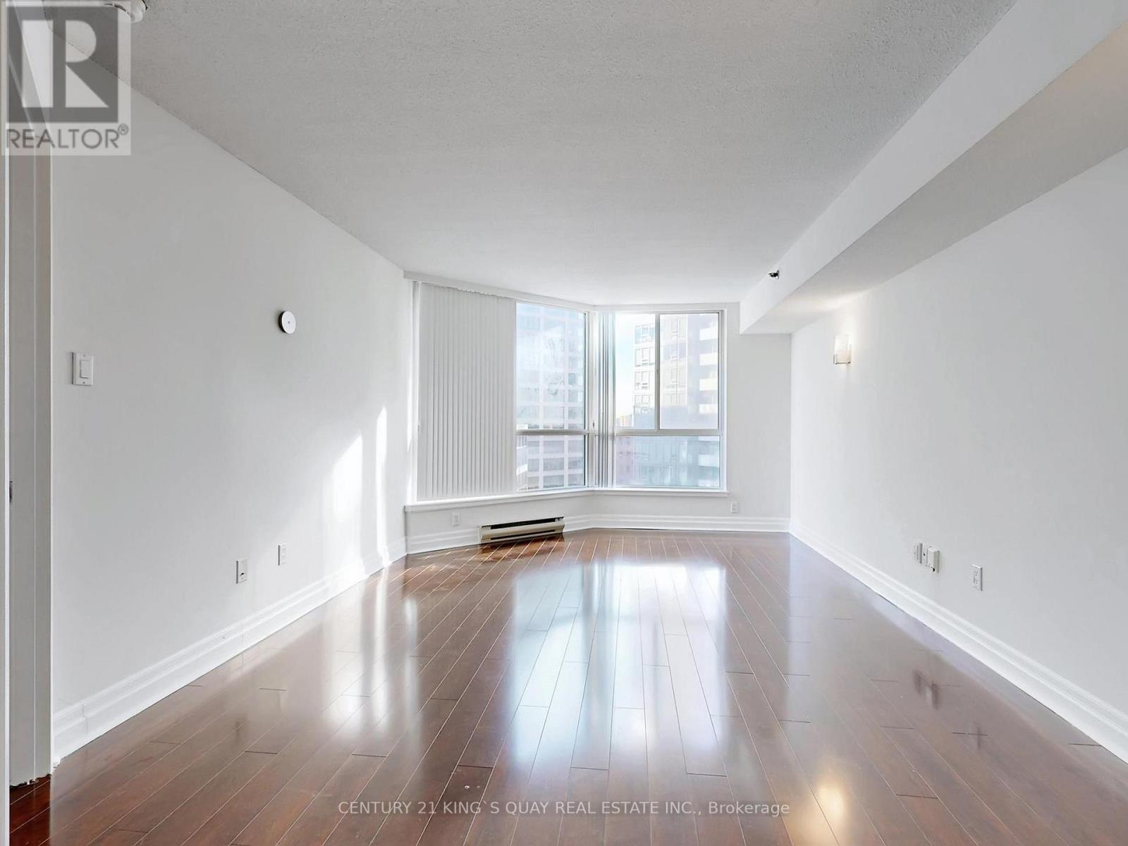 1900 - 38 Elm Street, Toronto, ON - Indoor Photo Showing Other Room