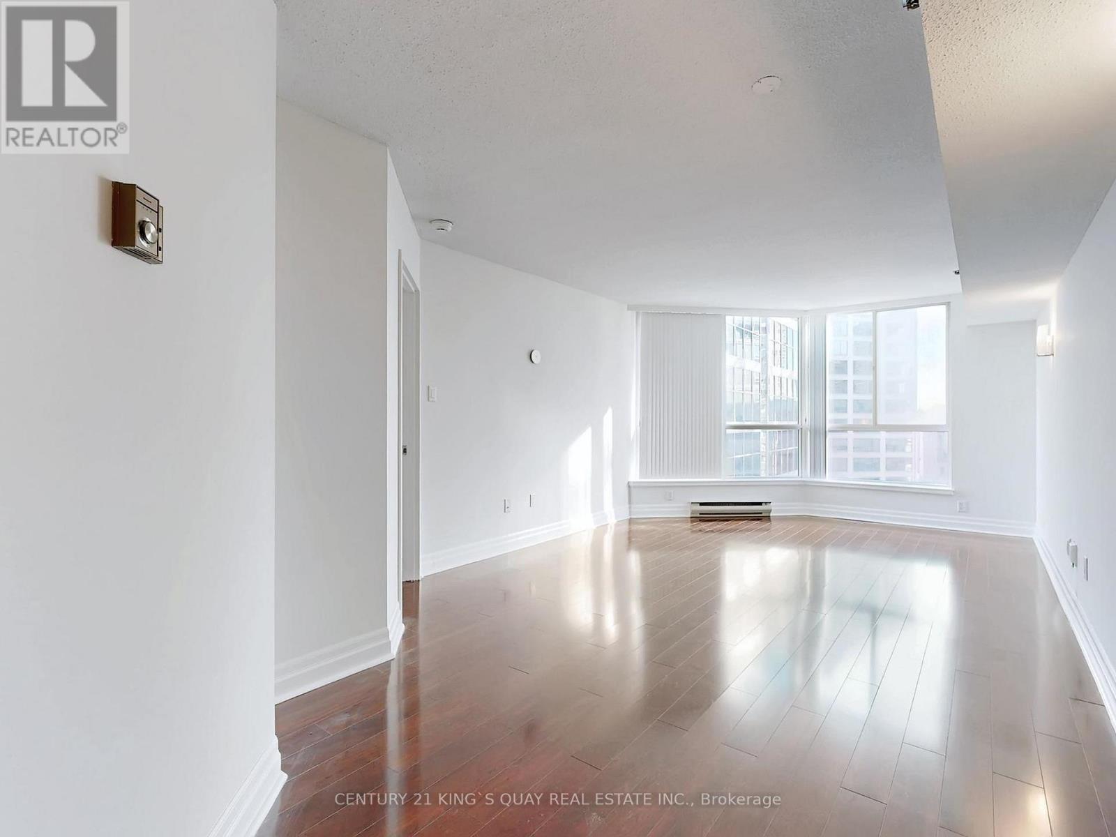 1900 - 38 Elm Street, Toronto, ON - Indoor Photo Showing Other Room