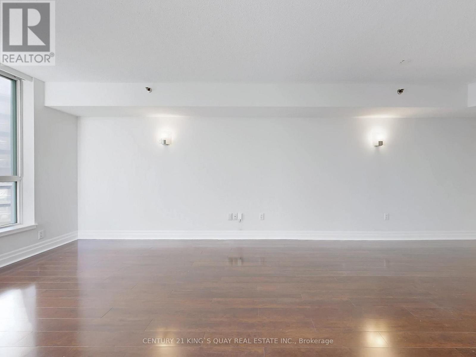 1900 - 38 Elm Street, Toronto, ON - Indoor Photo Showing Other Room