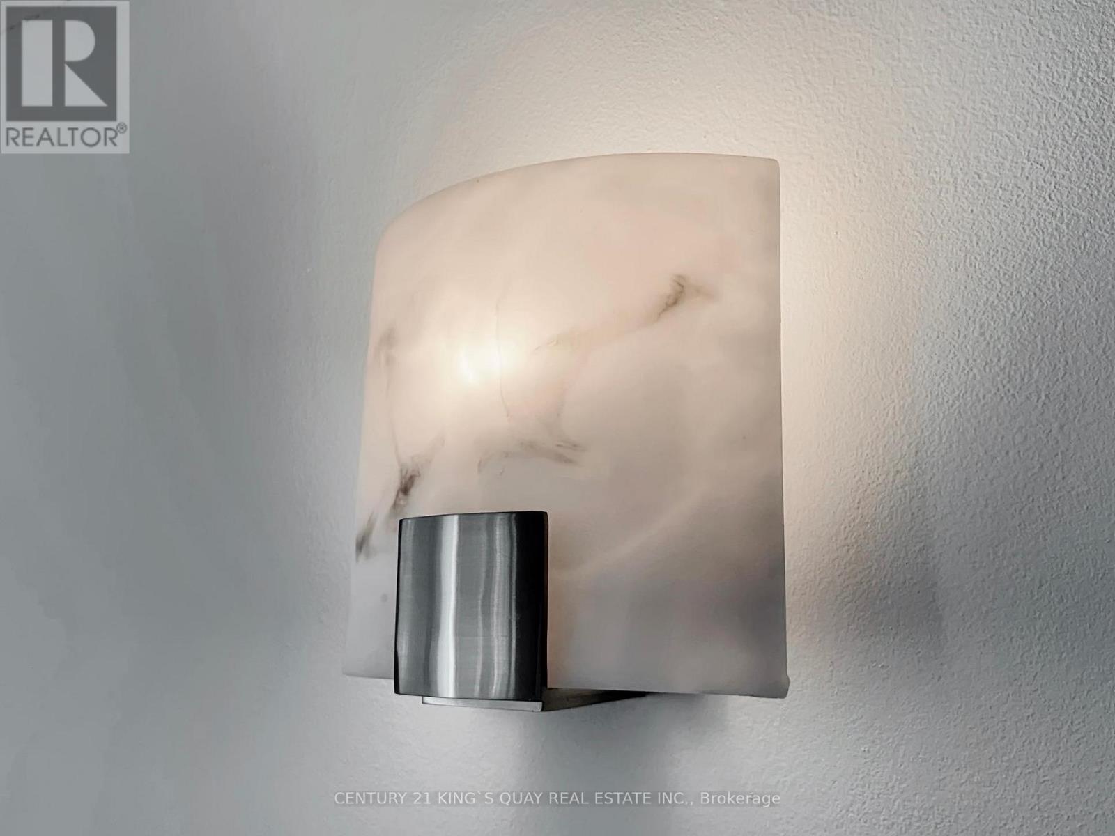 1900 - 38 Elm Street, Toronto, ON - Indoor Photo Showing Other Room