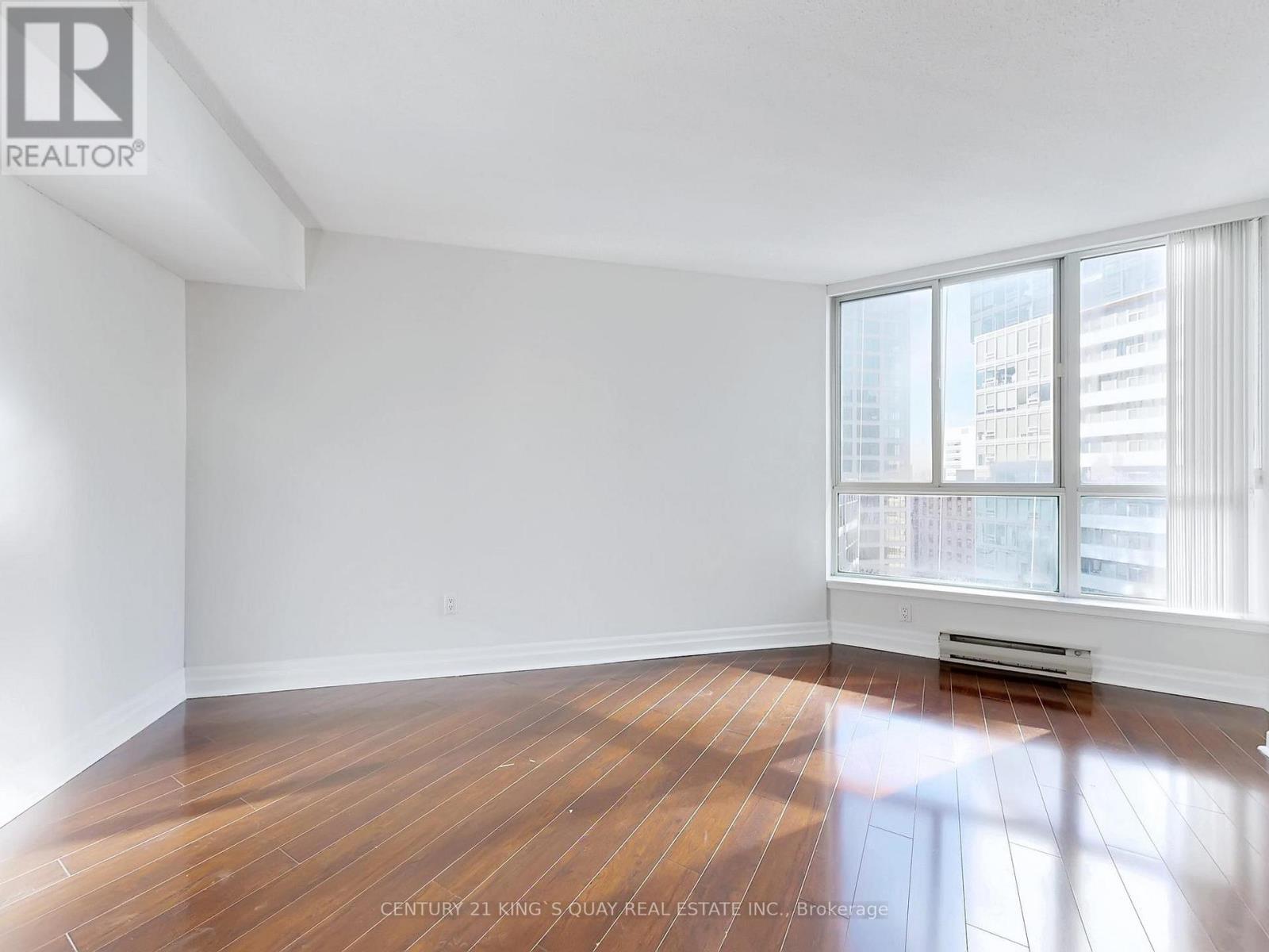 1900 - 38 Elm Street, Toronto, ON - Indoor Photo Showing Other Room