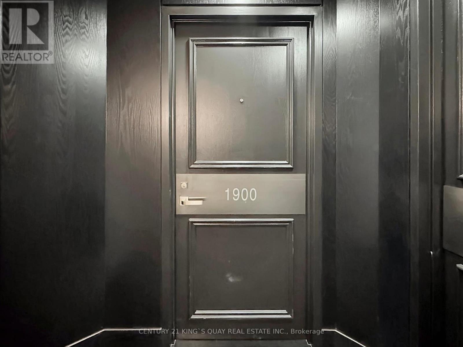 1900 - 38 Elm Street, Toronto, ON - Indoor Photo Showing Other Room