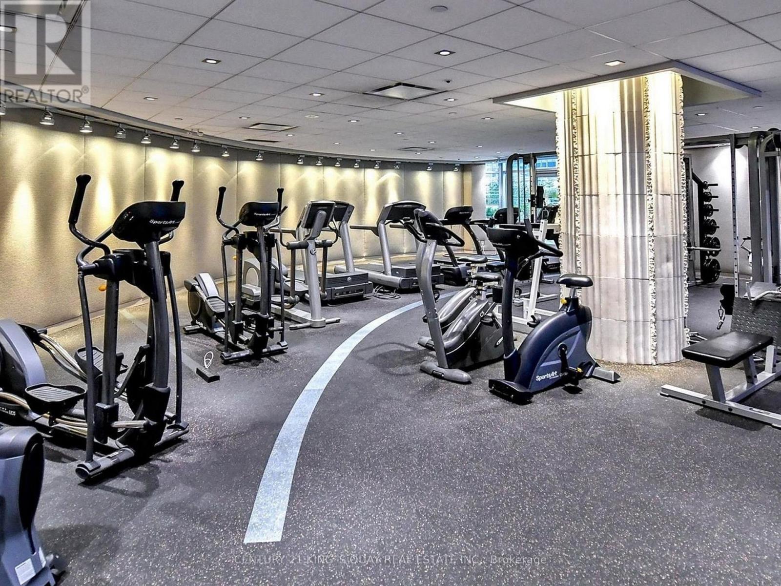 1900 - 38 Elm Street, Toronto, ON - Indoor Photo Showing Gym Room