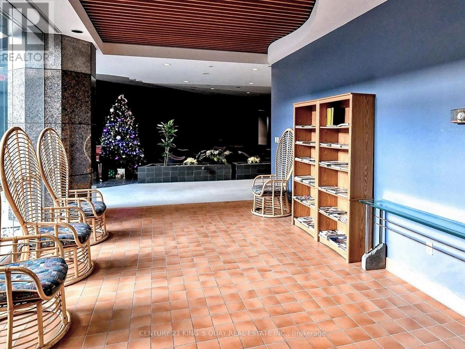 1900 - 38 Elm Street, Toronto, ON - Photo Showing Other Room