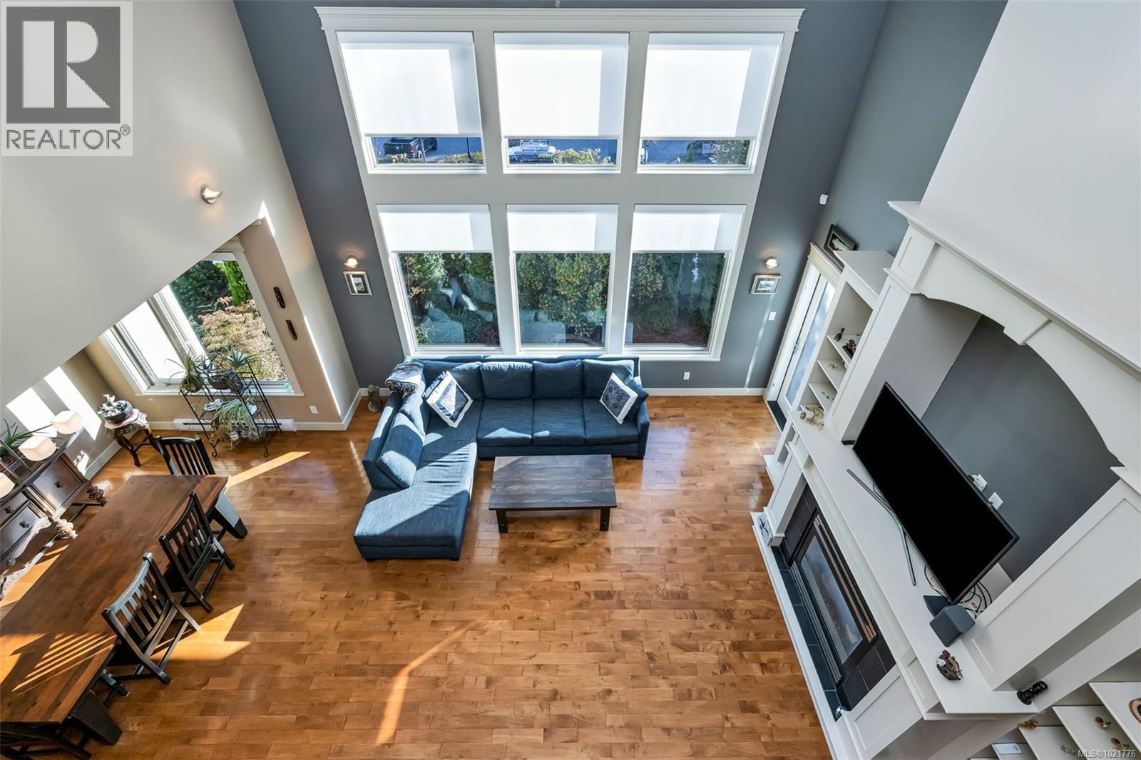 1 630 Brookside Rd, Colwood, BC - Indoor