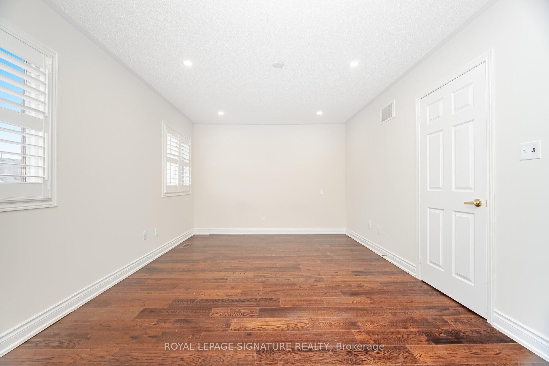 527 Nairn Circle, Milton, ON