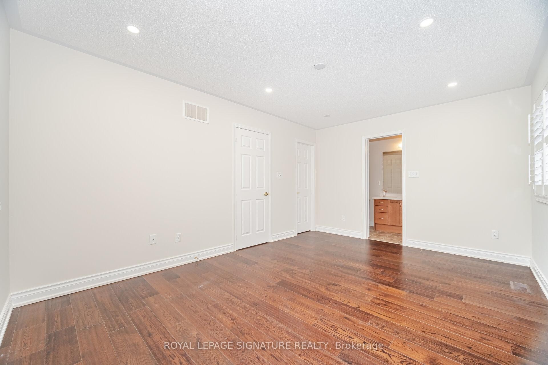 527 Nairn Circle, Milton, ON