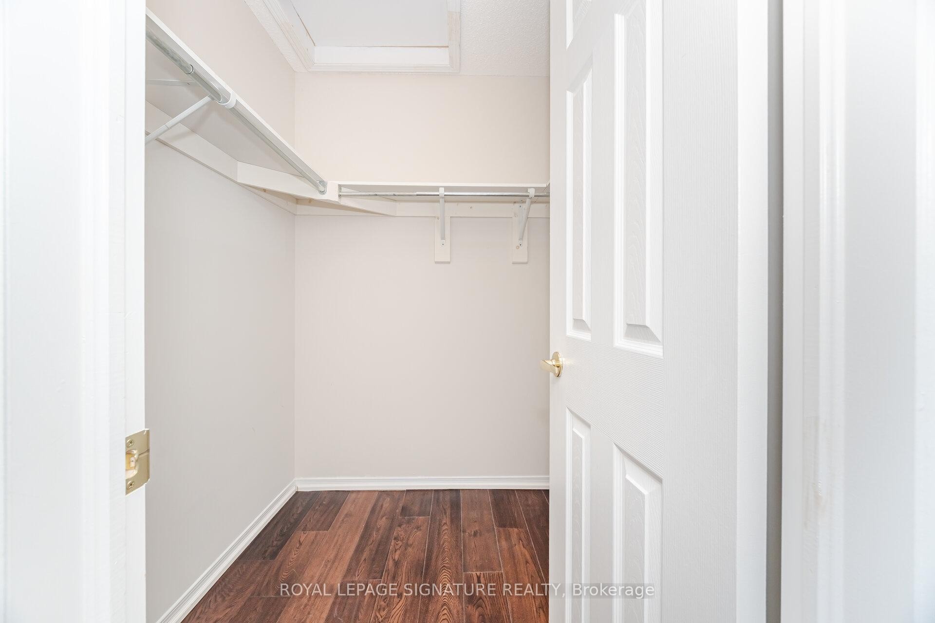 527 Nairn Circle, Milton, ON