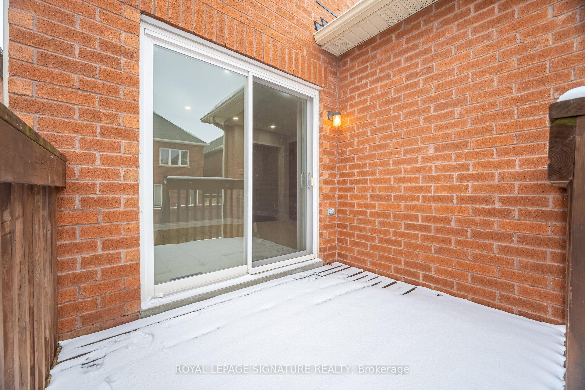 527 Nairn Circle, Milton, ON