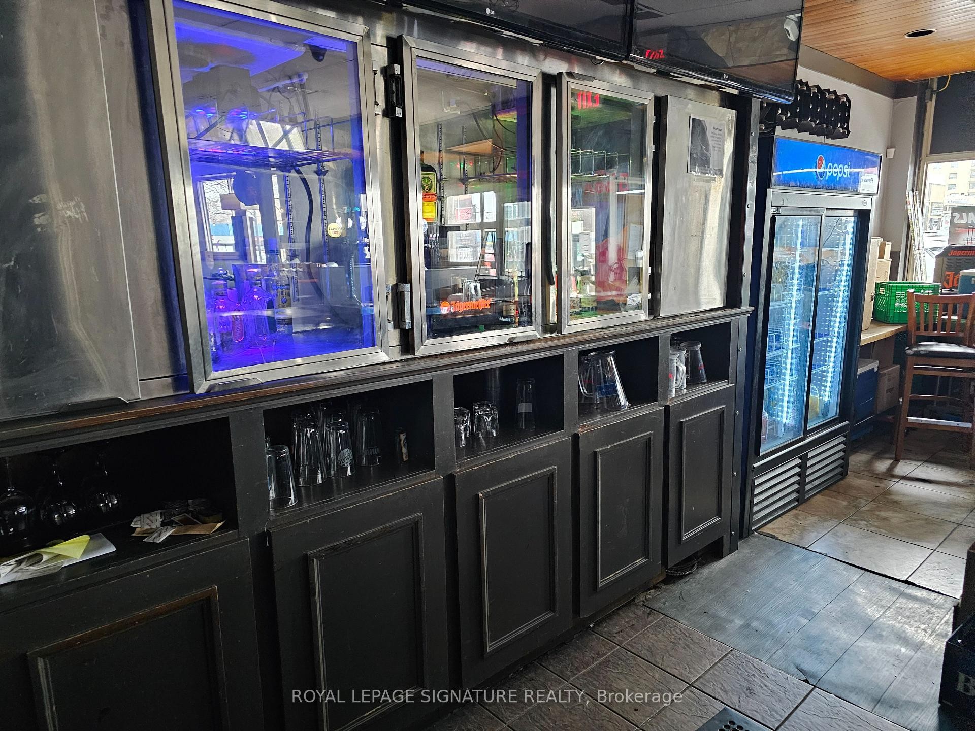 1115 Fennell Avenue E, Hamilton, ON