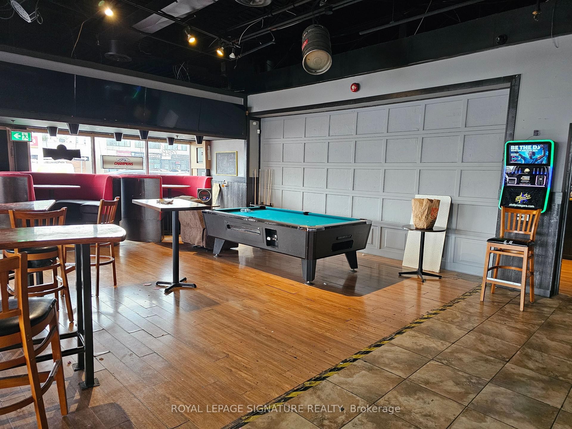 1115 Fennell Avenue E, Hamilton, ON