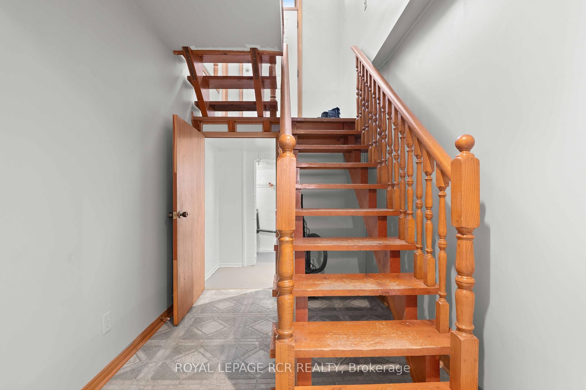 622 Main Street E, Shelburne, ON - Indoor Photo Showing Other Room