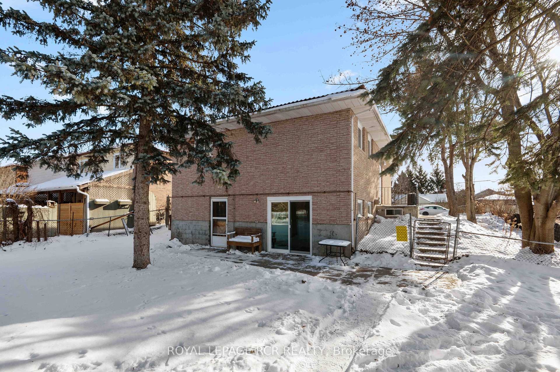 622 Main Street E, Shelburne, ON - Outdoor