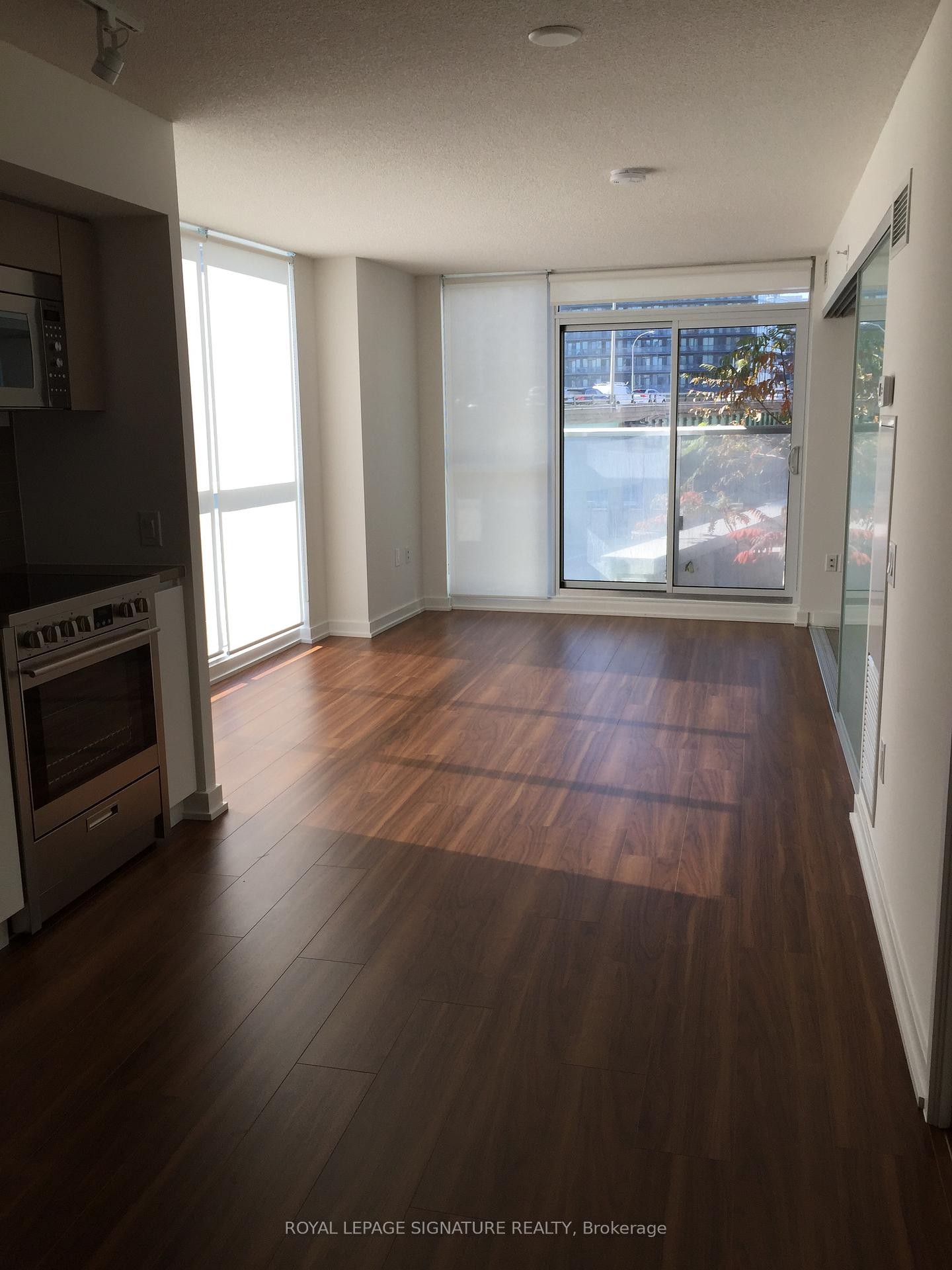 308-75 Queens Wharf Road, Toronto, ON - Indoor Photo Showing Other Room