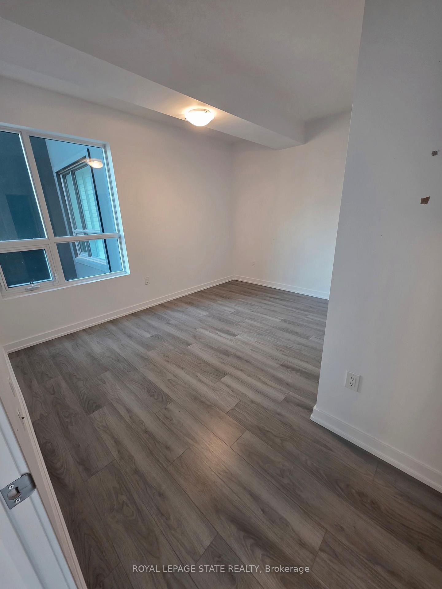 433-5055 Greenlane Road, Lincoln, ON - Indoor Photo Showing Other Room